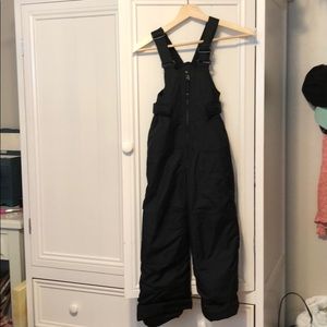 Columbia black ski bibs youth size 6